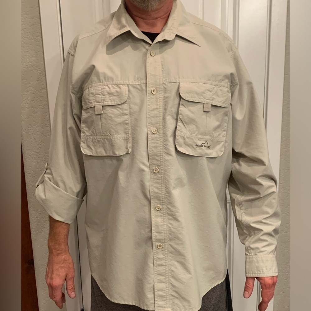 Men’s Eddie Bauer outdoor shirt